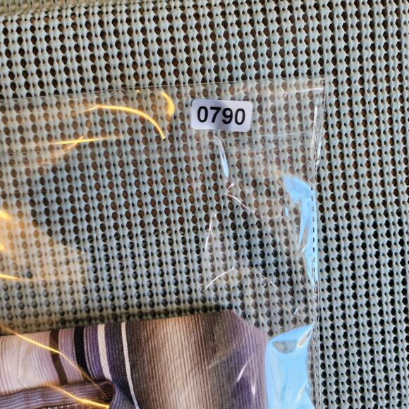 Tommy Bahama Men's XL Striped Shirt - Cotton Silk Blend Long Sleeve Button-Up - Picture 9 of 9